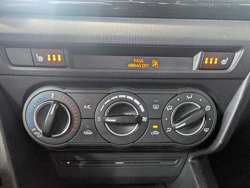 Mazda Mazda3 2014 - Thumbnail 22