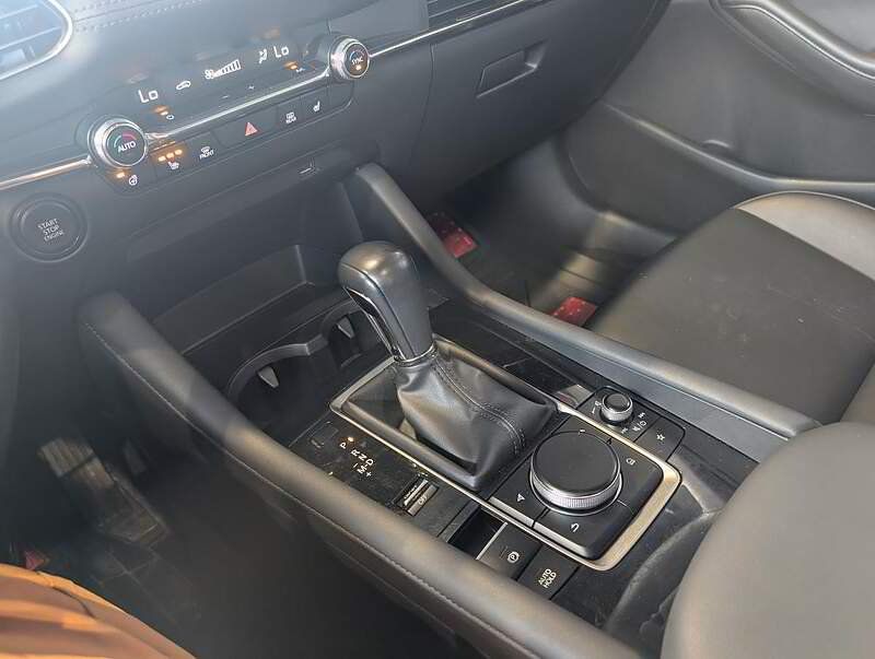 Mazda Mazda3 2019 - Thumbnail 27
