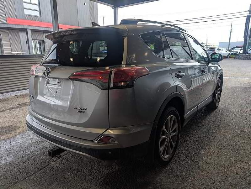 Toyota RAV4 2017 - Thumbnail 7