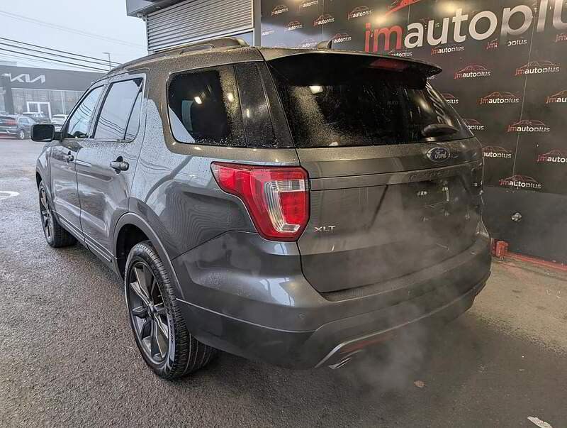 Ford Explorer 2017 - Thumbnail 11