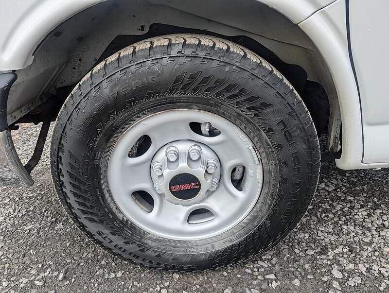 GMC Savana 2019 - Thumbnail 20