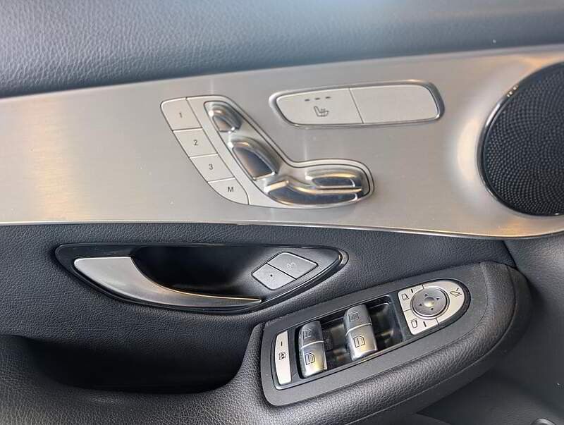 Mercedes-Benz GLC 2019 - Thumbnail 17