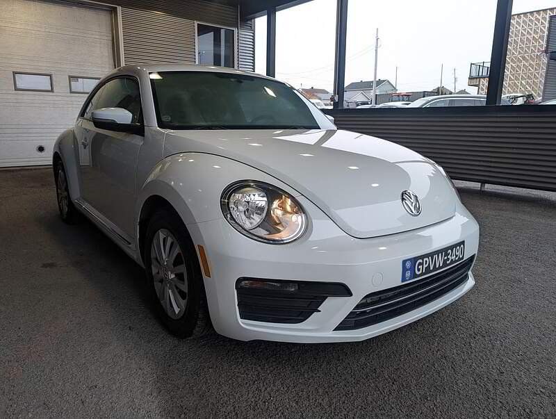 Volkswagen Beetle 2017 - Thumbnail 5