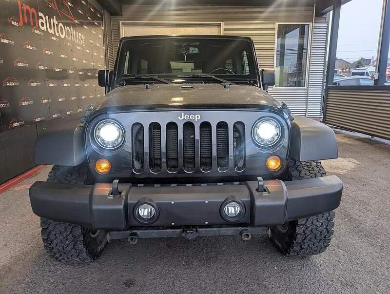 Jeep Wrangler 2018 - Thumbnail 3