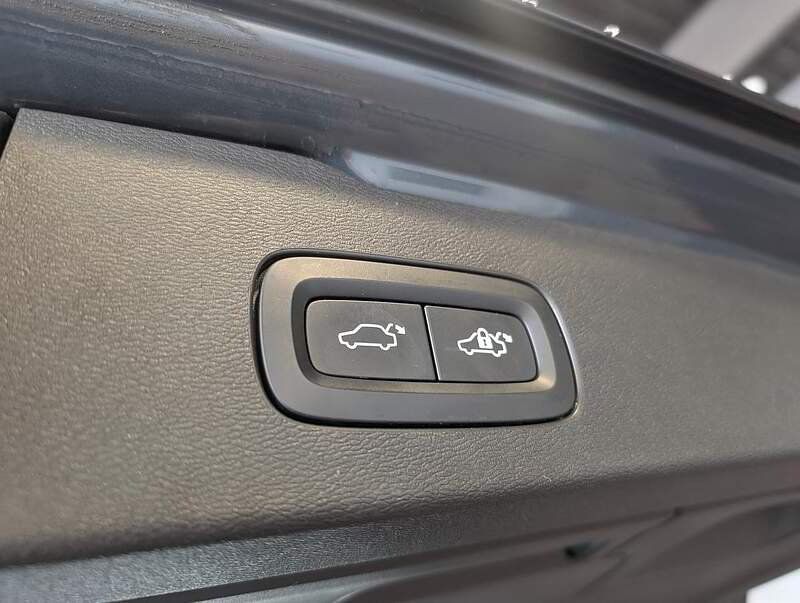 Volvo V60 2021 - Thumbnail 30