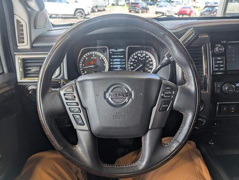 Nissan Titan XD 2016 - Thumbnail 18