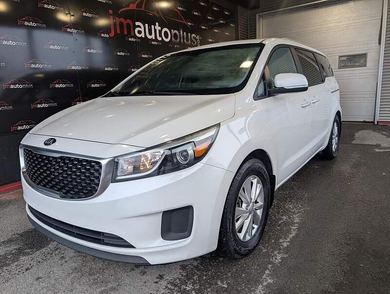 Kia Sedona 2016 - Thumbnail 1