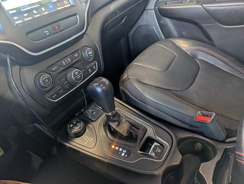 Jeep Cherokee 2020 - Thumbnail 28