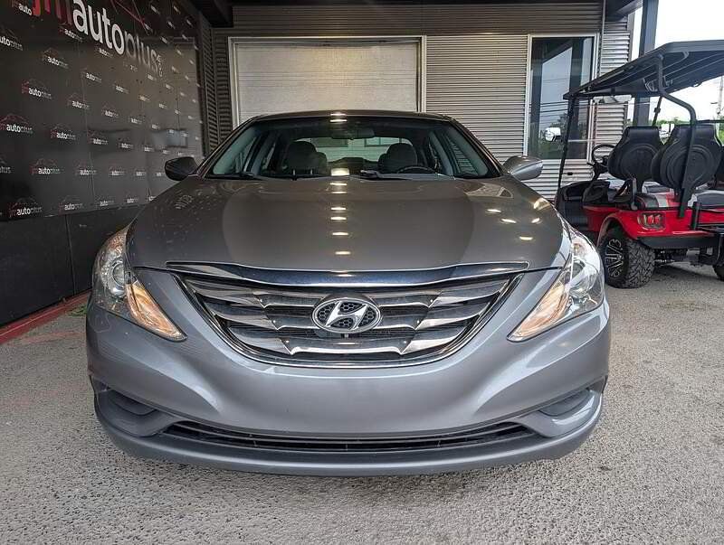 Hyundai Sonata 2013 - Thumbnail 3