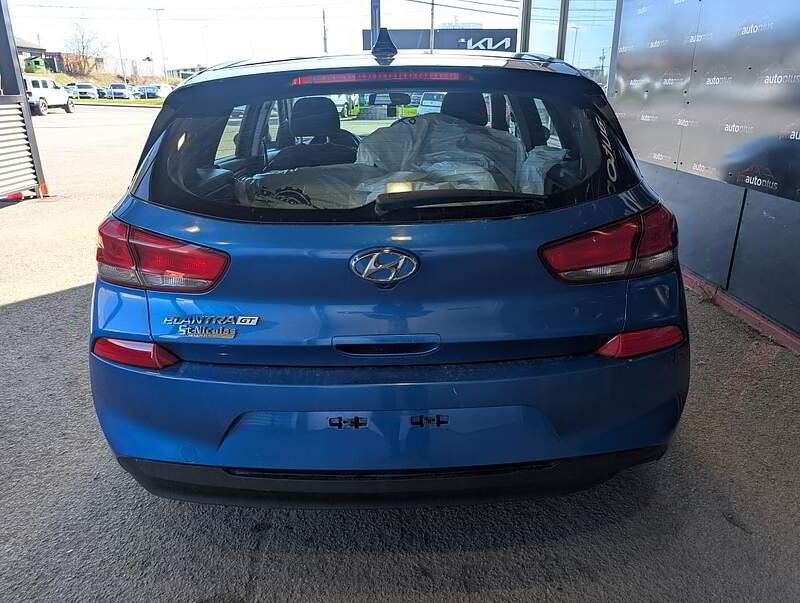 Hyundai Elantra GT 2018 - Thumbnail 9