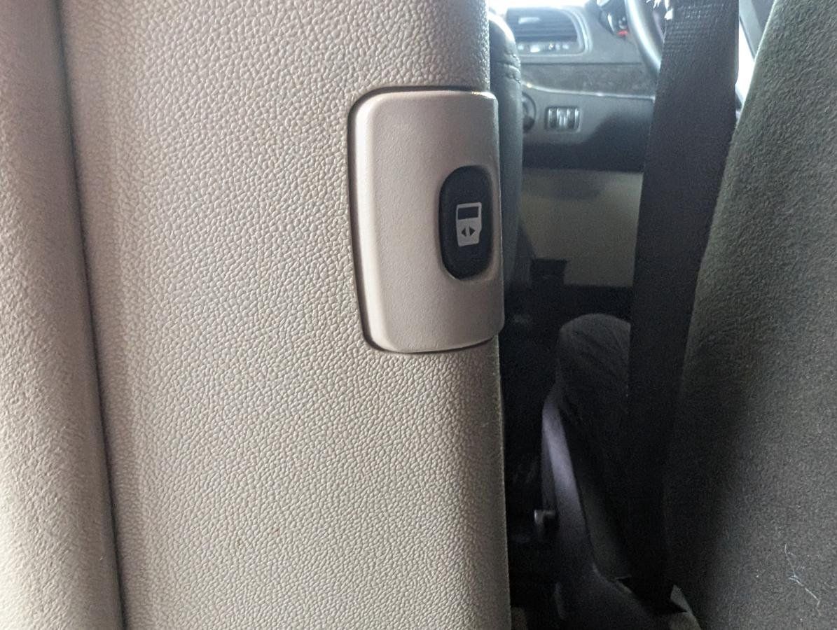 Chrysler Town & Country 2015 - Thumbnail 27