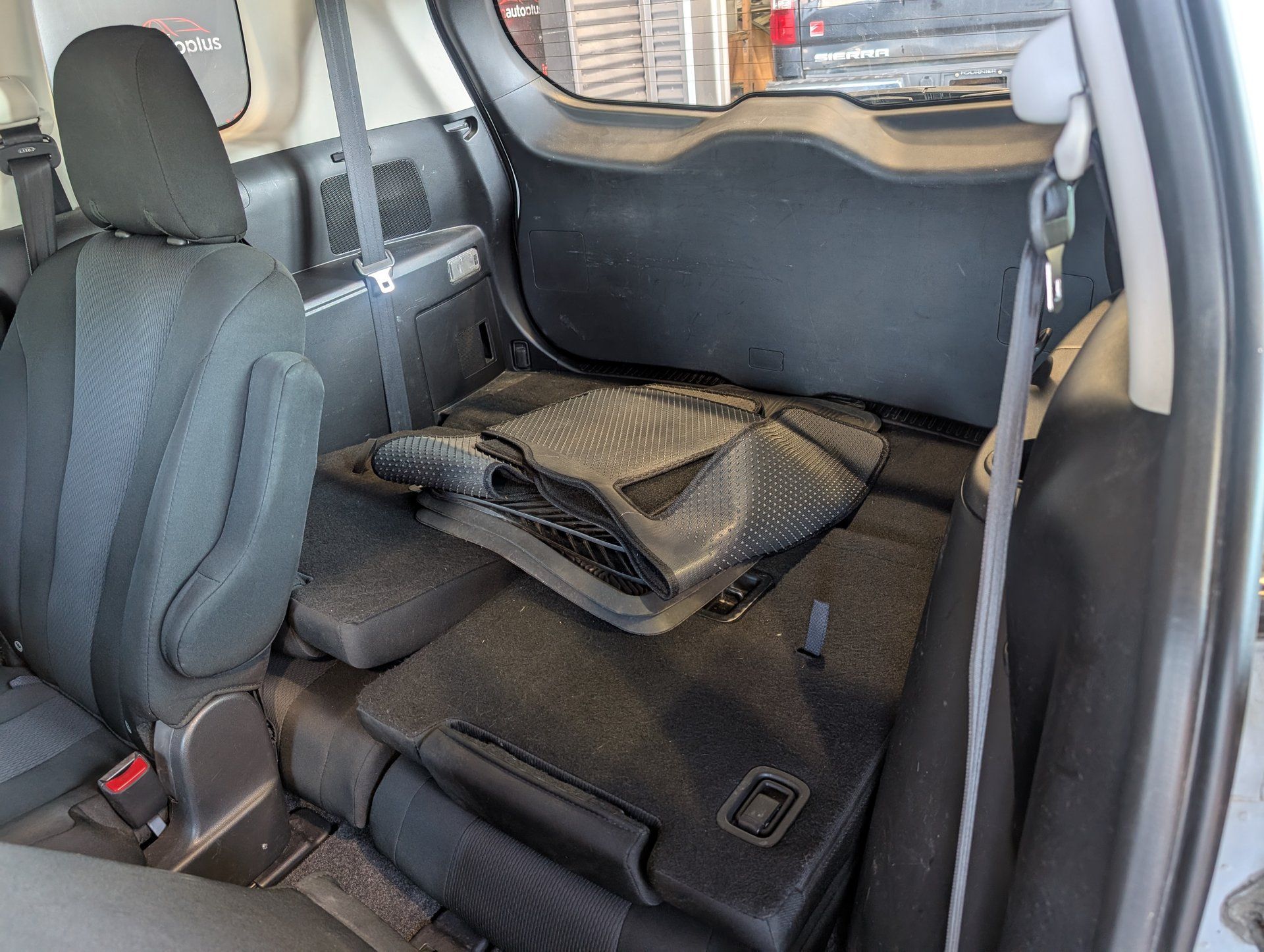 Mazda Mazda5 2014 - Thumbnail 18