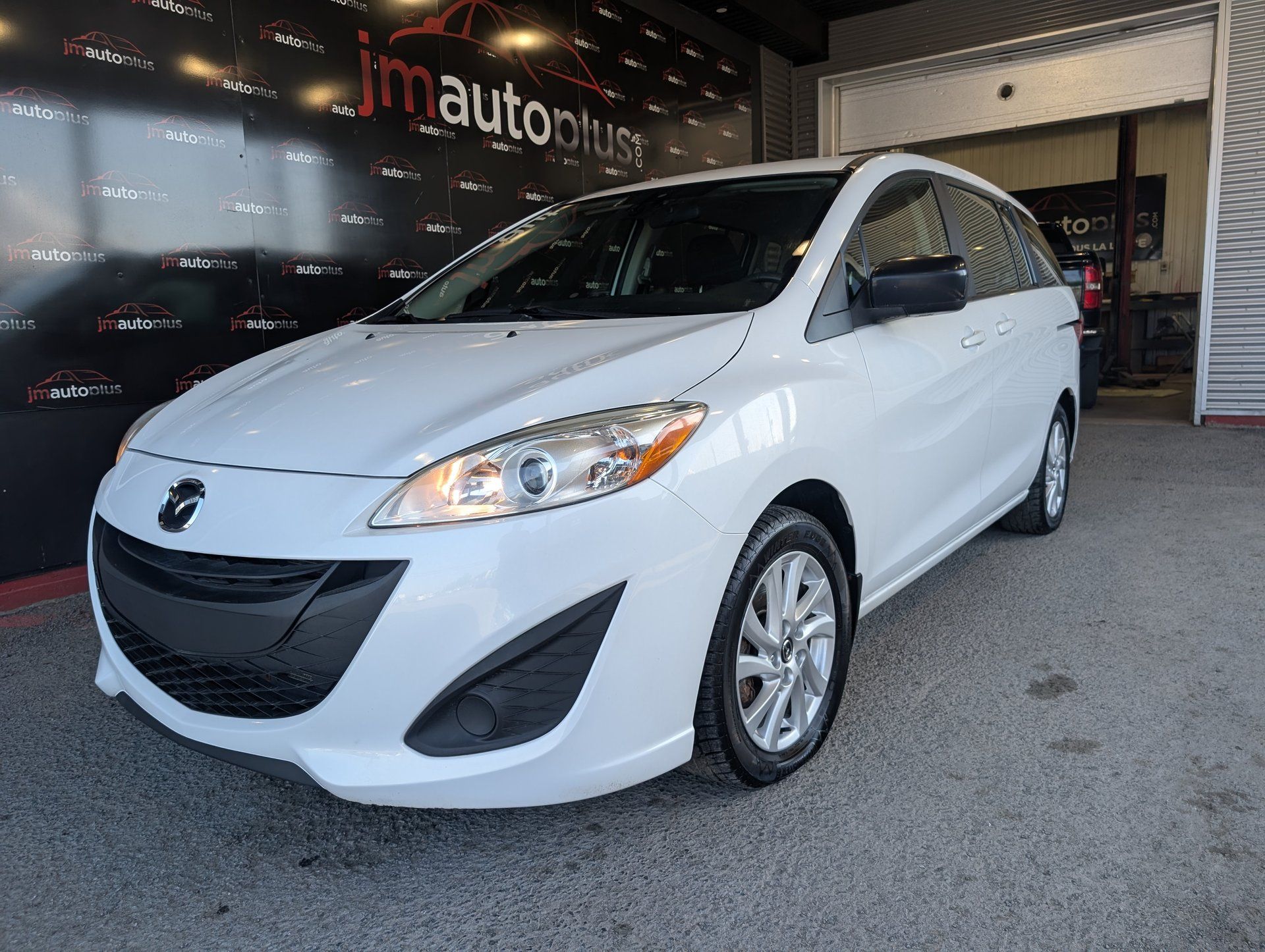 Mazda Mazda5 2014 - Thumbnail 1
