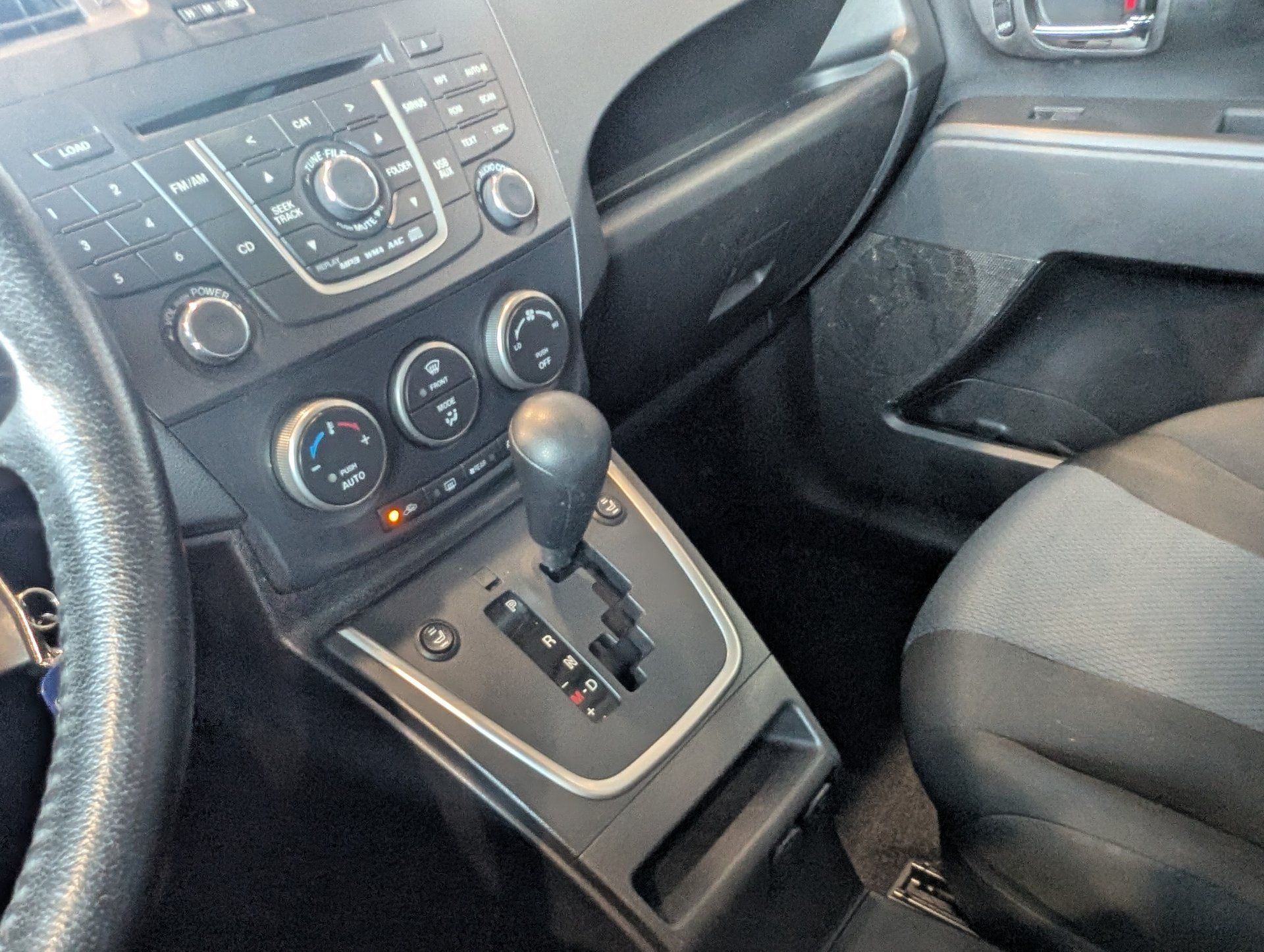 Mazda Mazda5 2014 - Thumbnail 16