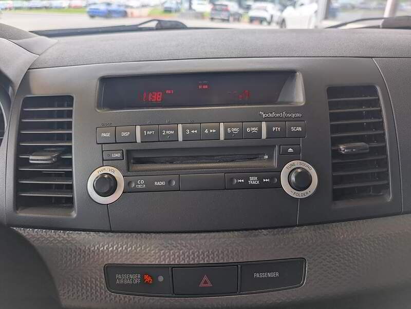 Mitsubishi Lancer 2013 - Thumbnail 21