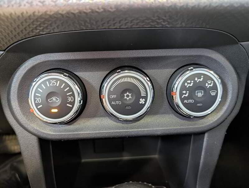 Mitsubishi Lancer 2013 - Thumbnail 22