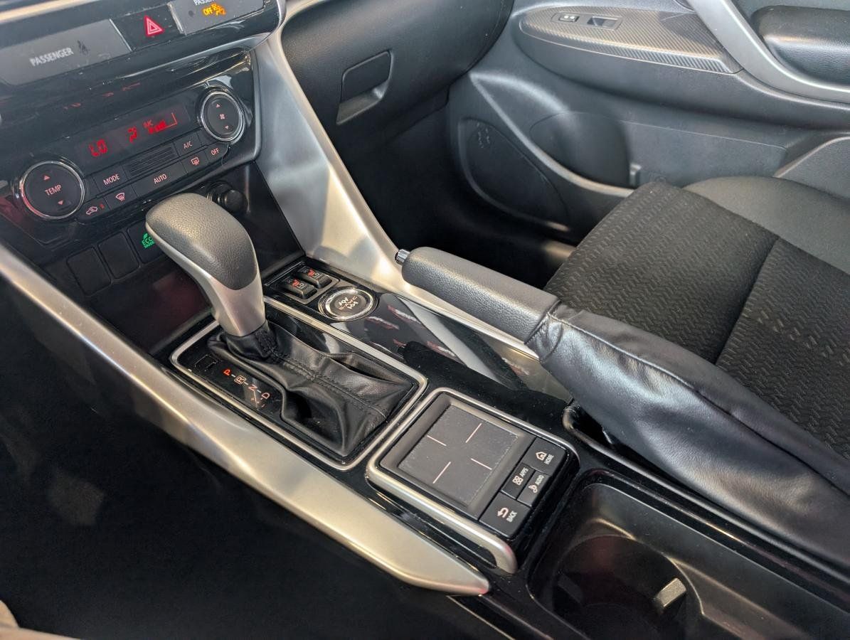 Mitsubishi Eclipse Cross 2020 - Thumbnail 24