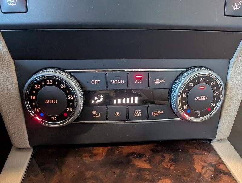 Mercedes-Benz GLK 350 2010 - Thumbnail 25