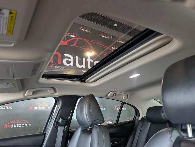 Mazda Mazda3 2019 - Thumbnail 15
