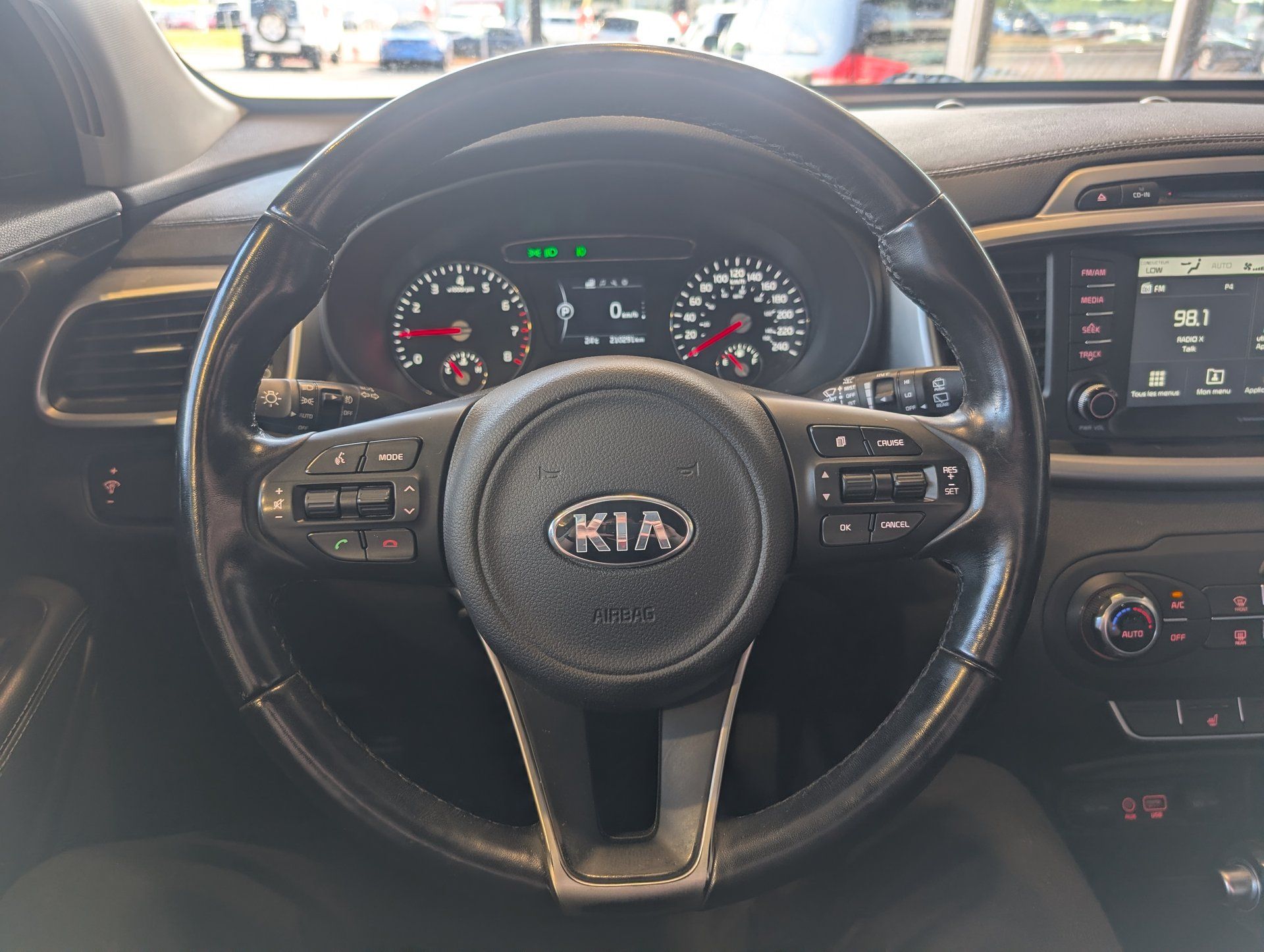 Kia Sorento 2017 - Thumbnail 18