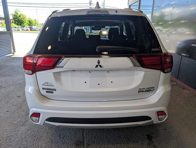 Mitsubishi Outlander PHEV 2018 - Thumbnail 9