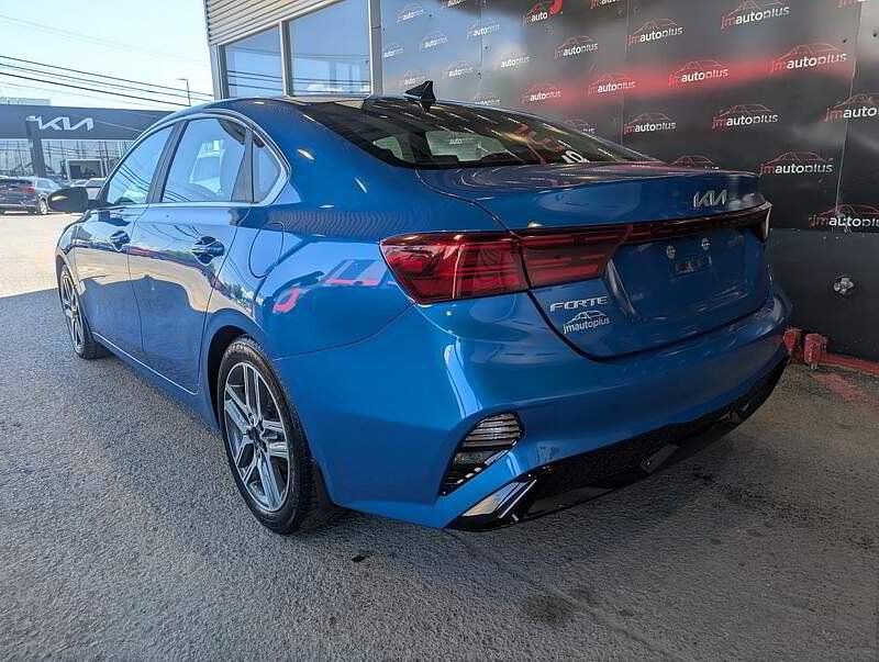 Kia Forte 2022 - Thumbnail 11