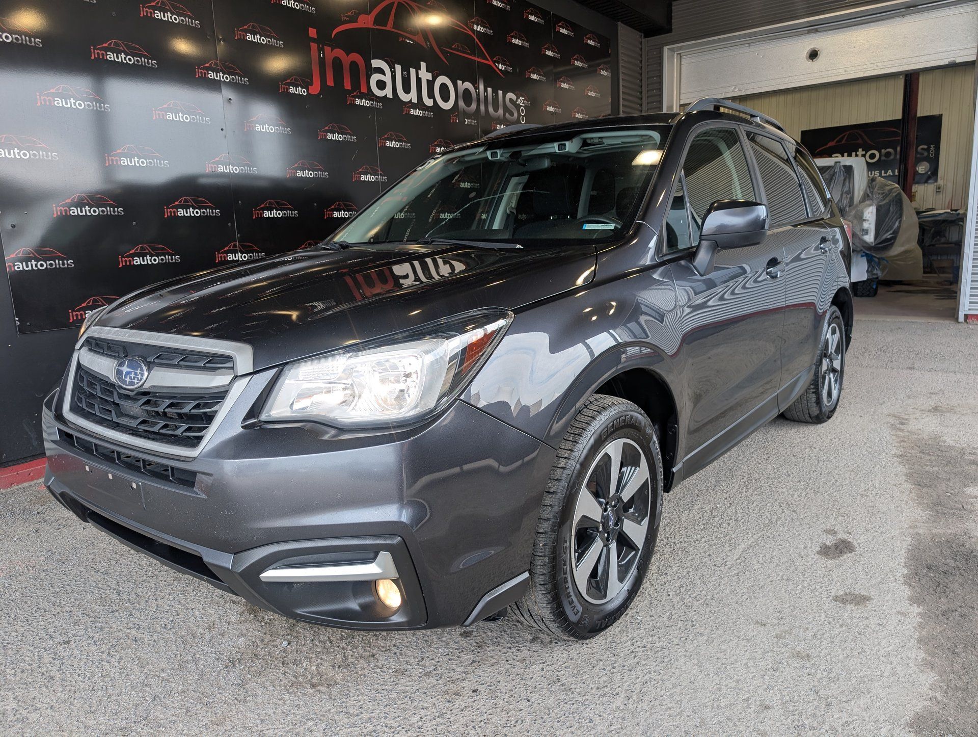 Subaru Forester 2017 - Thumbnail 1