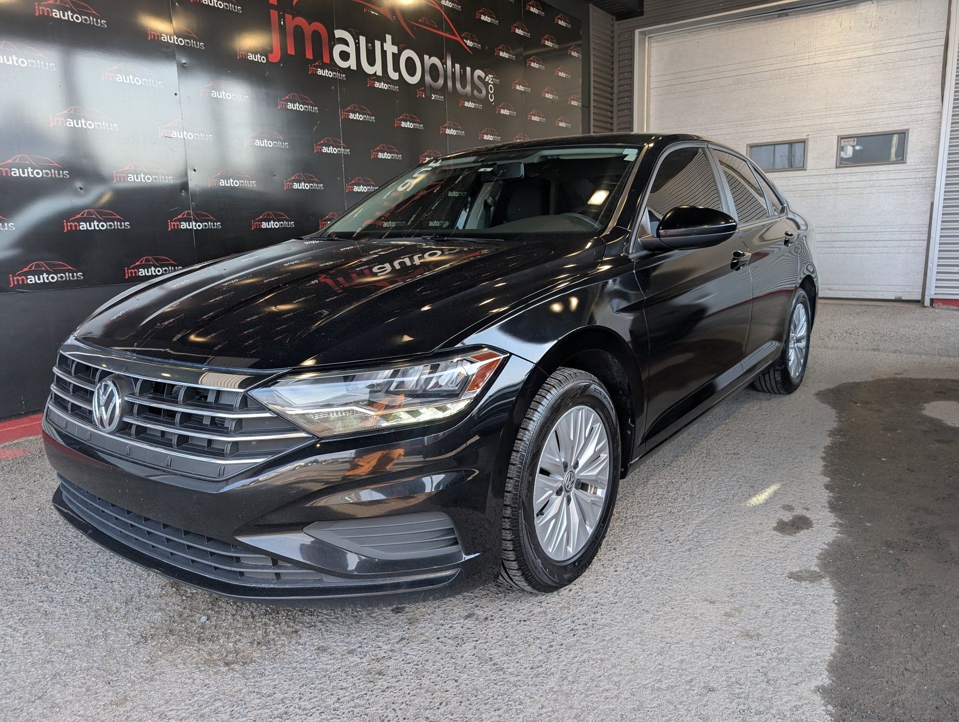 Volkswagen Jetta 2019 - Thumbnail 1