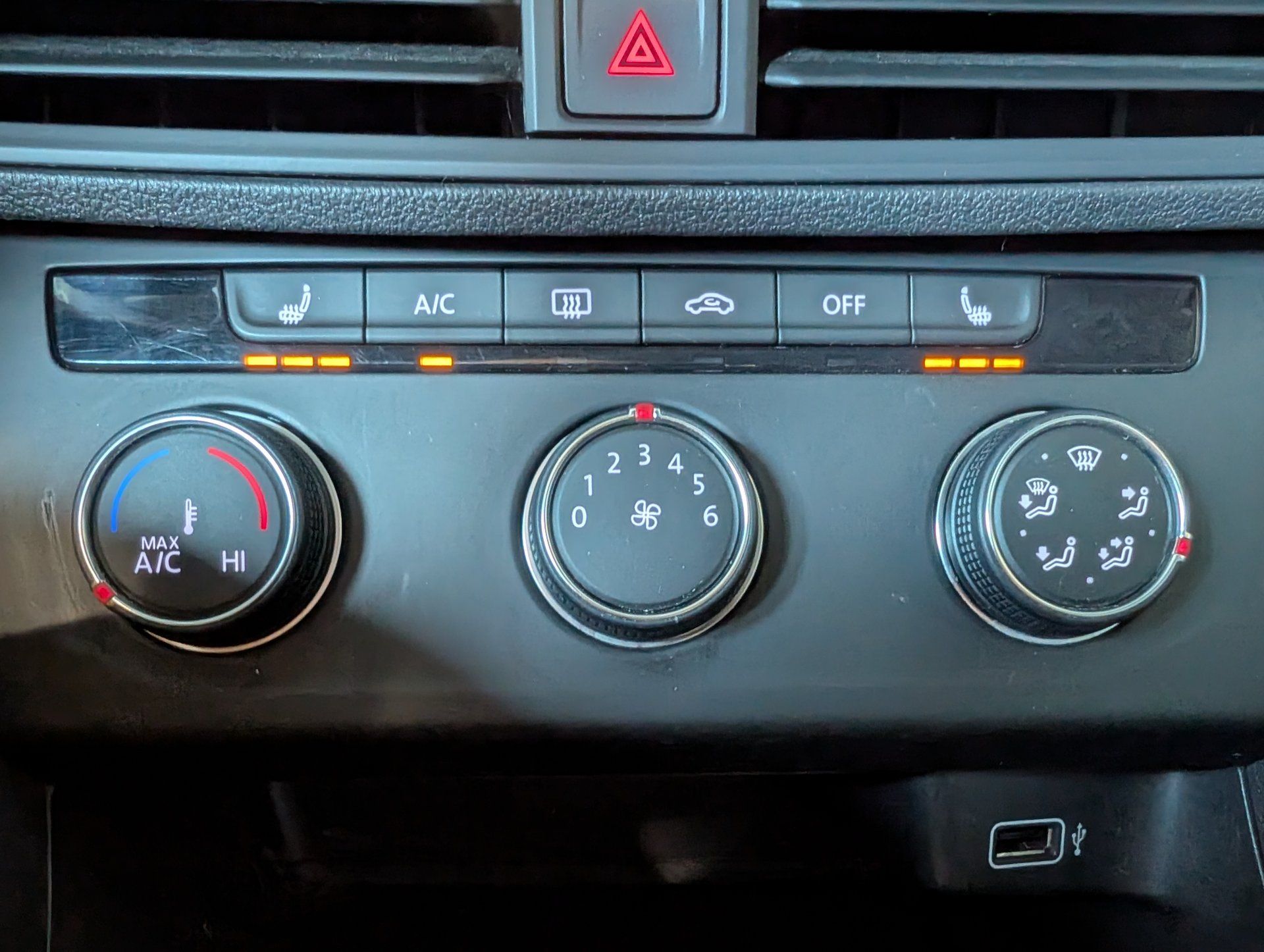 Volkswagen Jetta 2019 - Thumbnail 23