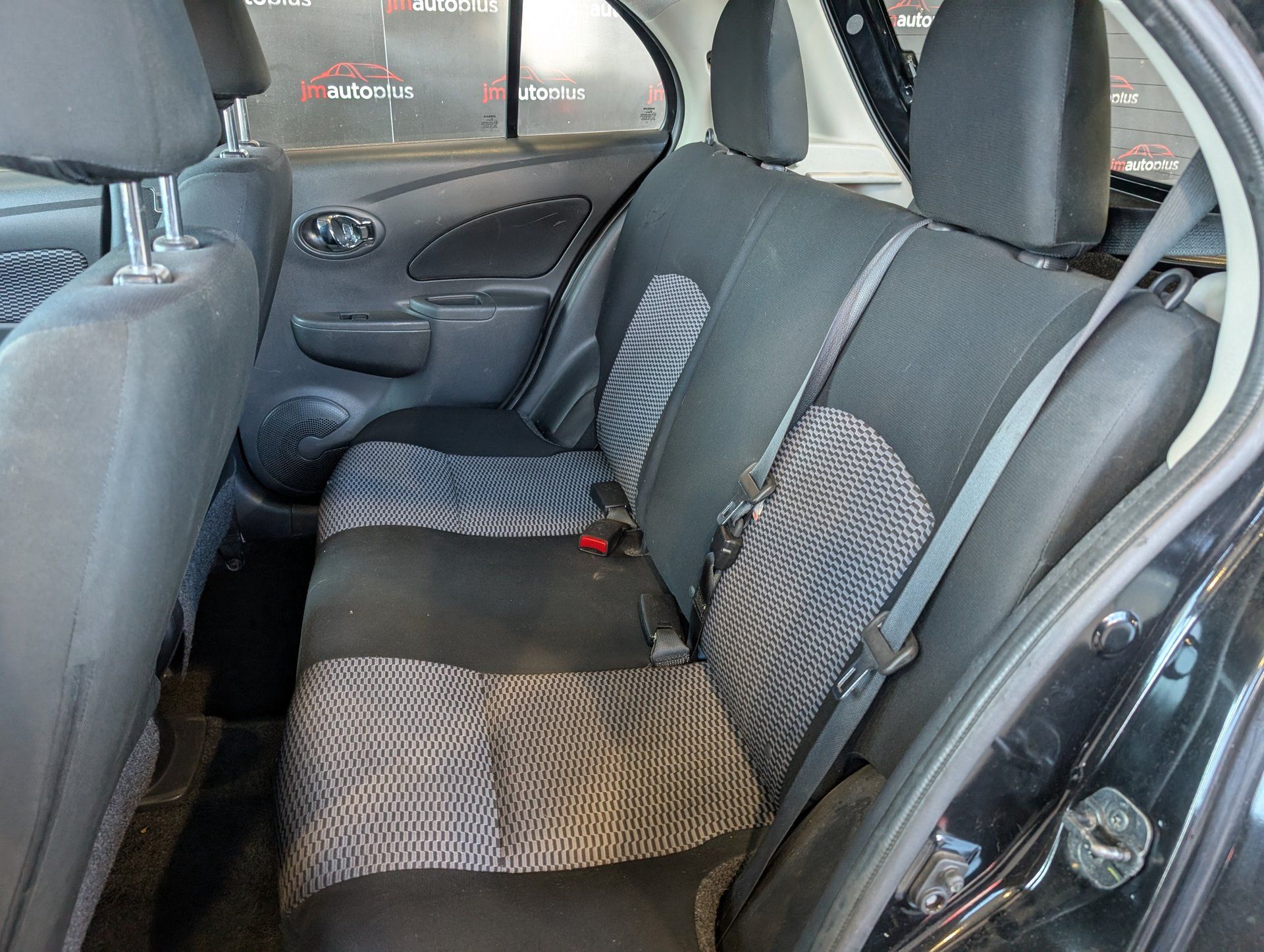Nissan Micra 2019 - Thumbnail 24