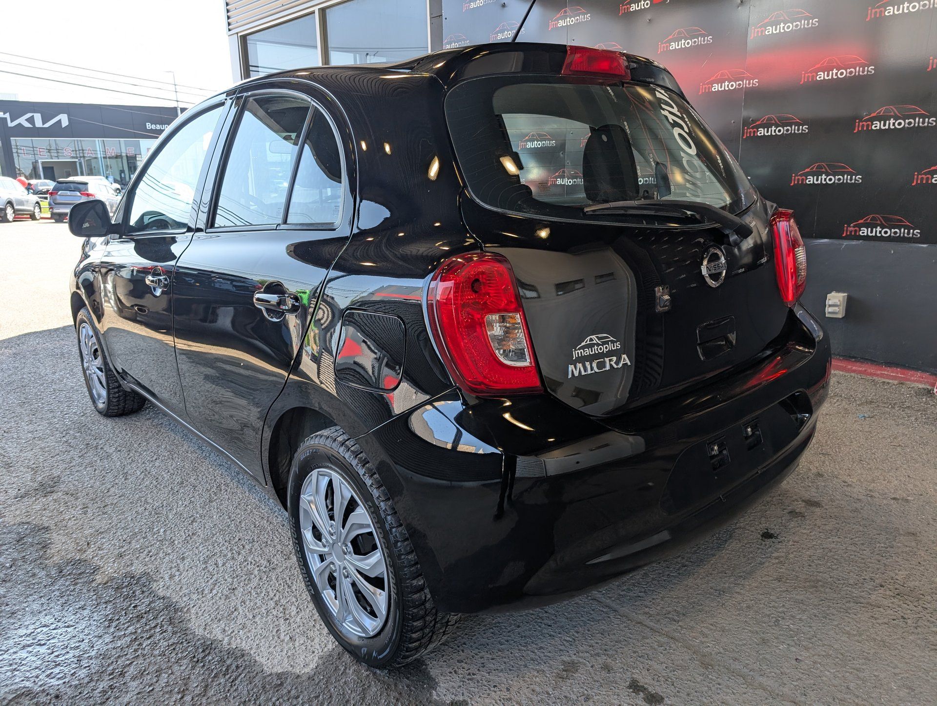 Nissan Micra 2019 - Thumbnail 11