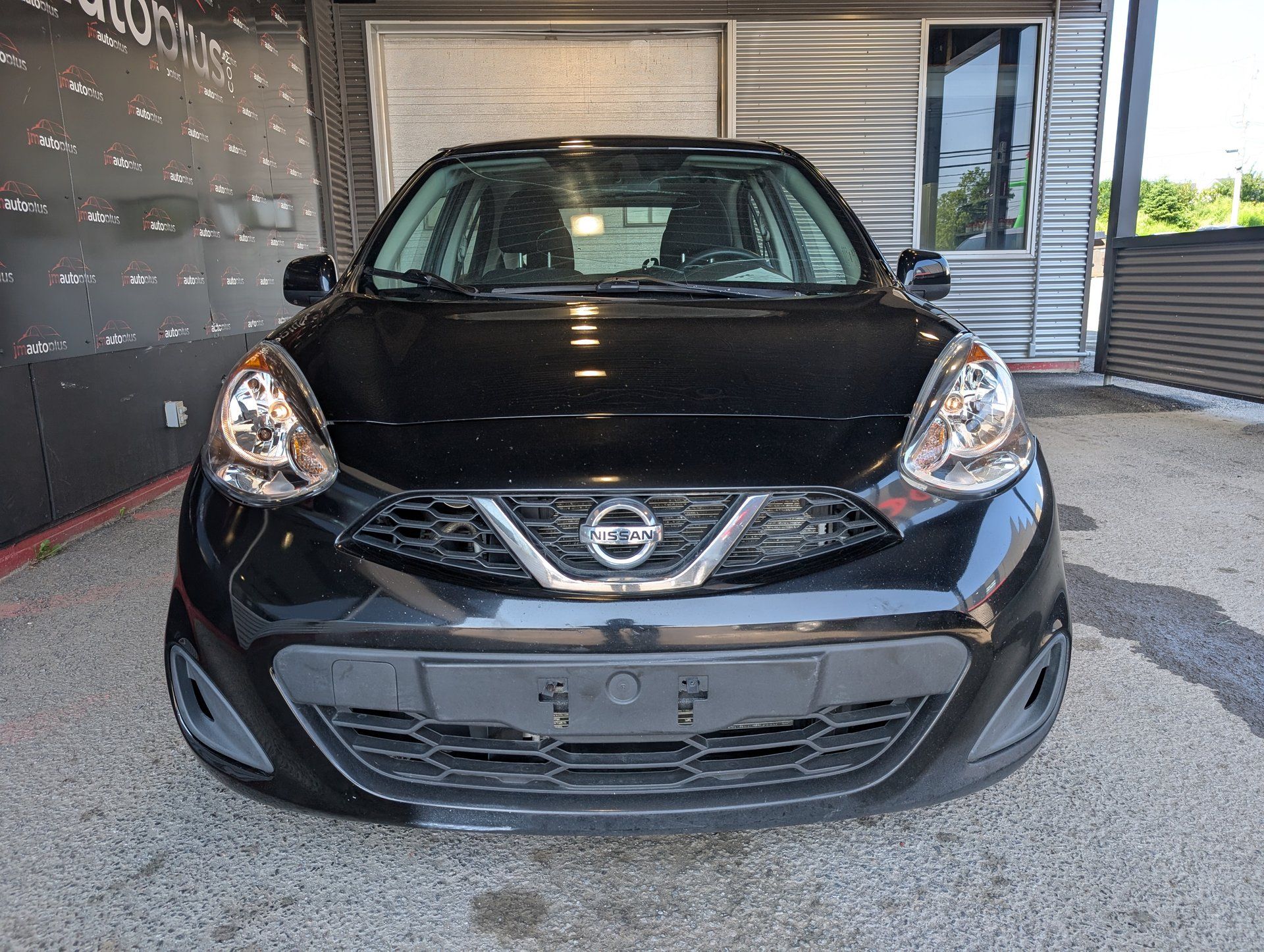 Nissan Micra 2019 - Thumbnail 3