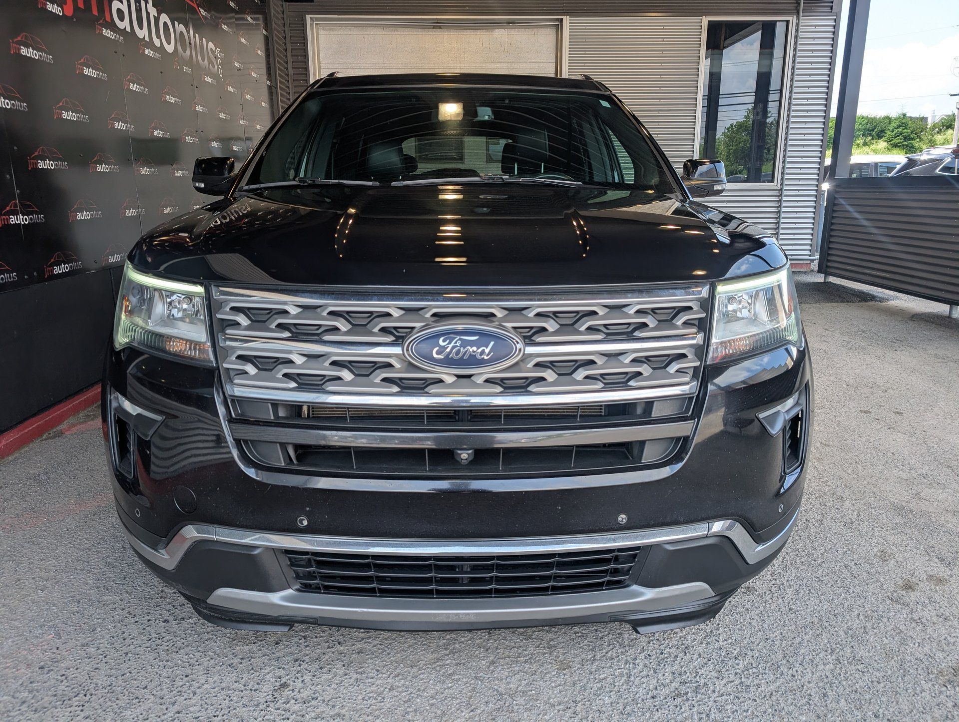 Ford Explorer 2019 - Thumbnail 3