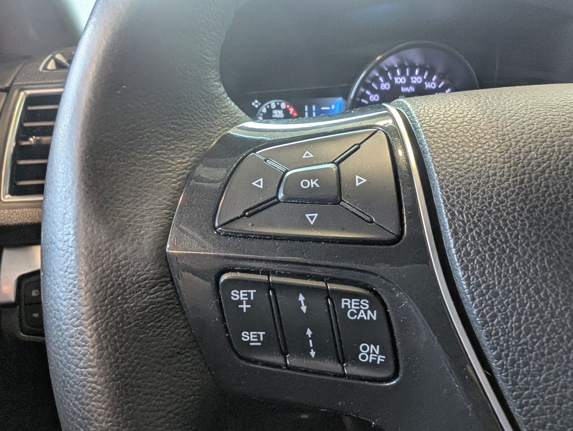 Ford Explorer 2019 - Thumbnail 20