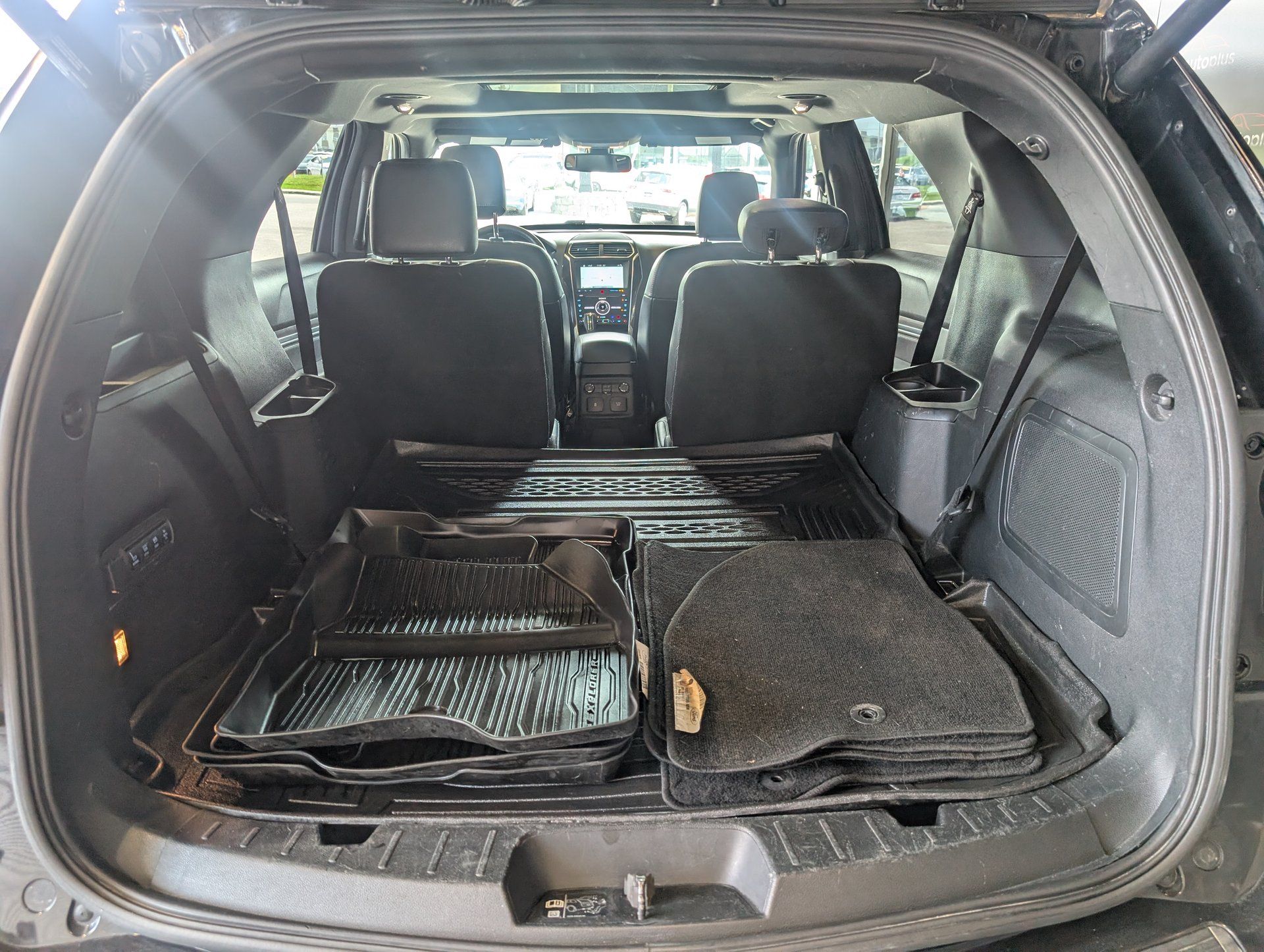 Ford Explorer 2019 - Thumbnail 29