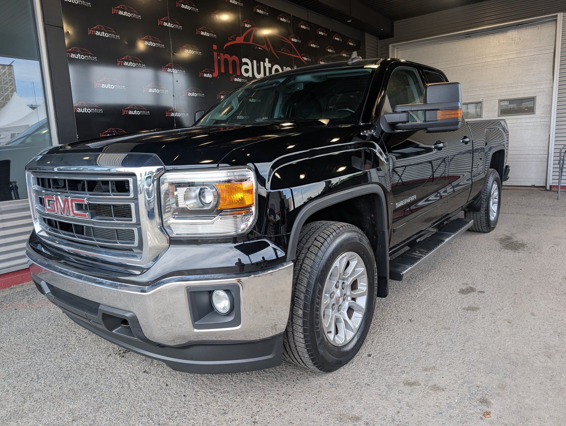 GMC Sierra 1500 2015 - Thumbnail 1