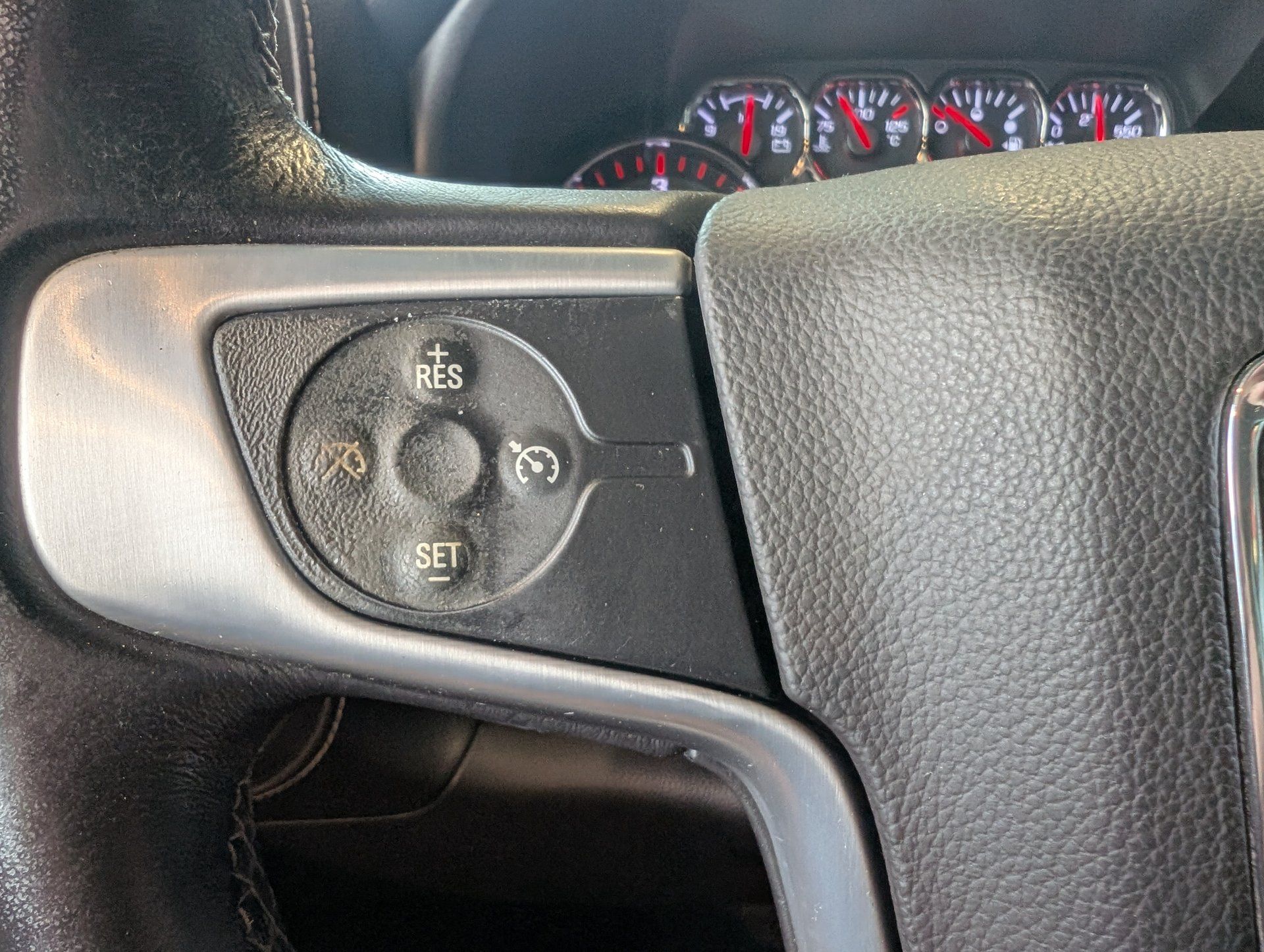 GMC Sierra 1500 2015 - Thumbnail 18