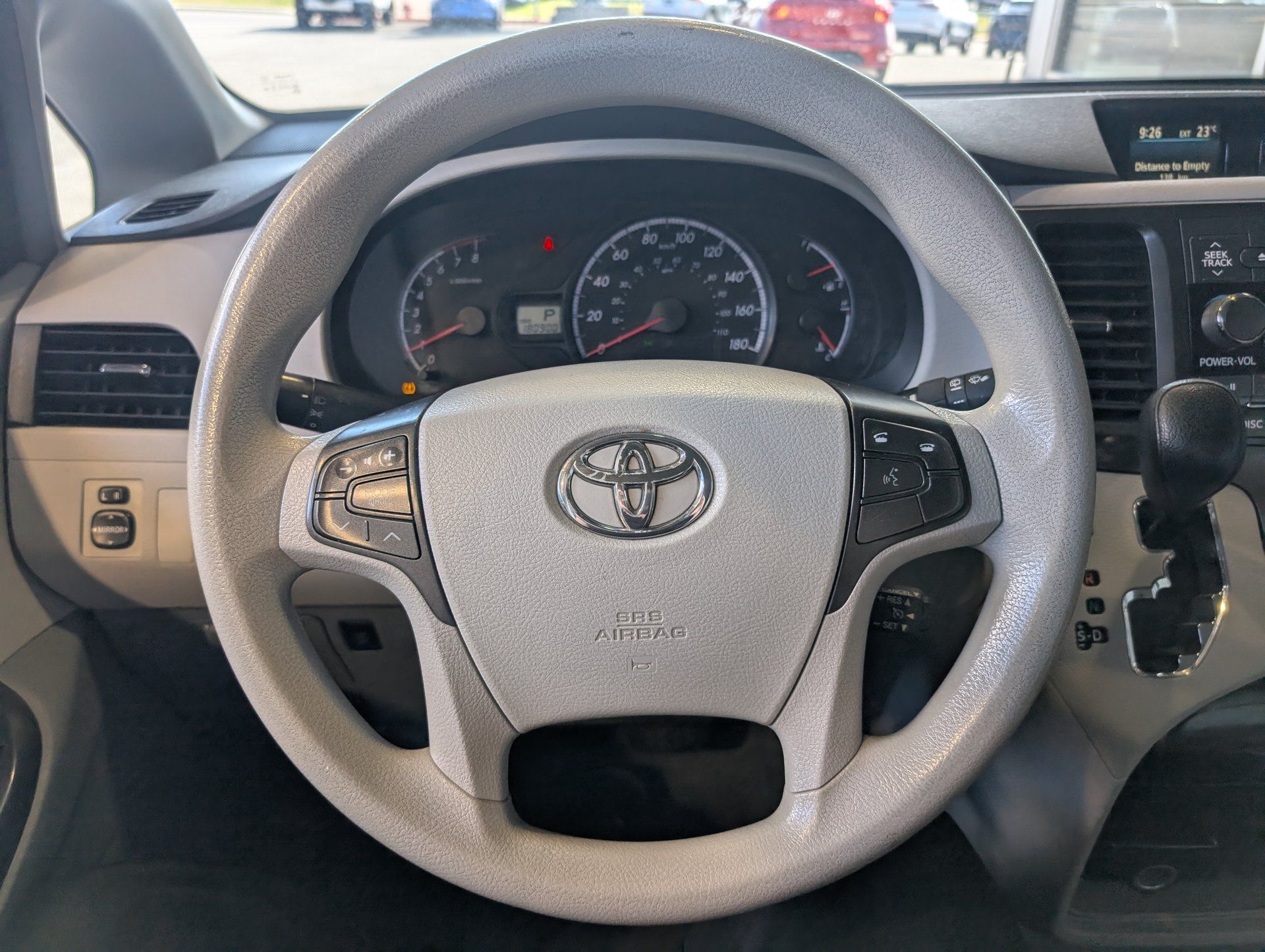 Toyota Sienna 2011 - Thumbnail 17