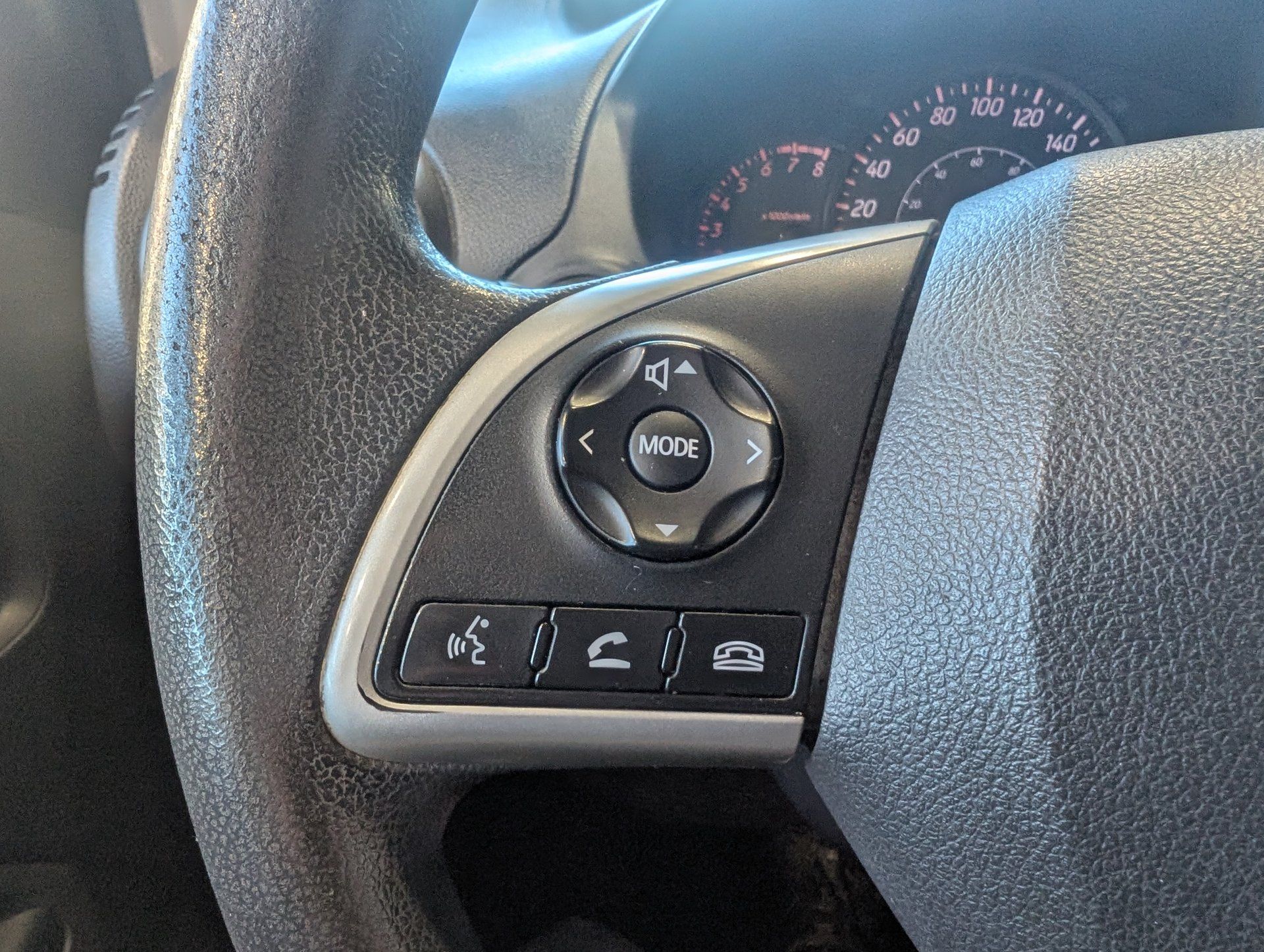 Mitsubishi Mirage 2017 - Thumbnail 16
