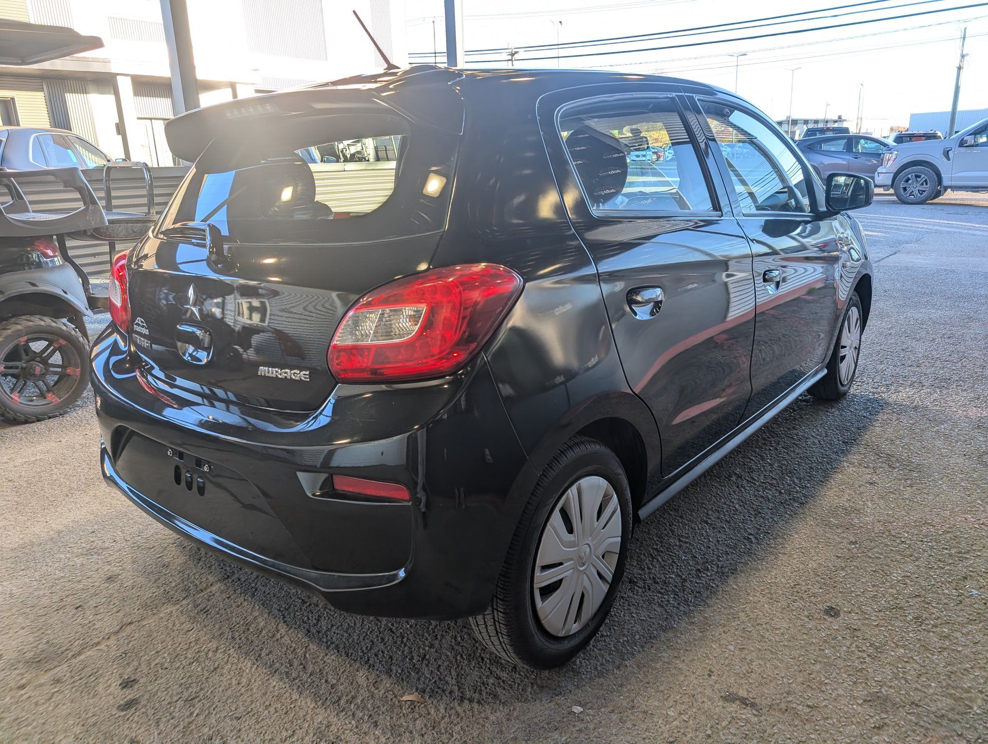 Mitsubishi Mirage 2017 - Thumbnail 7