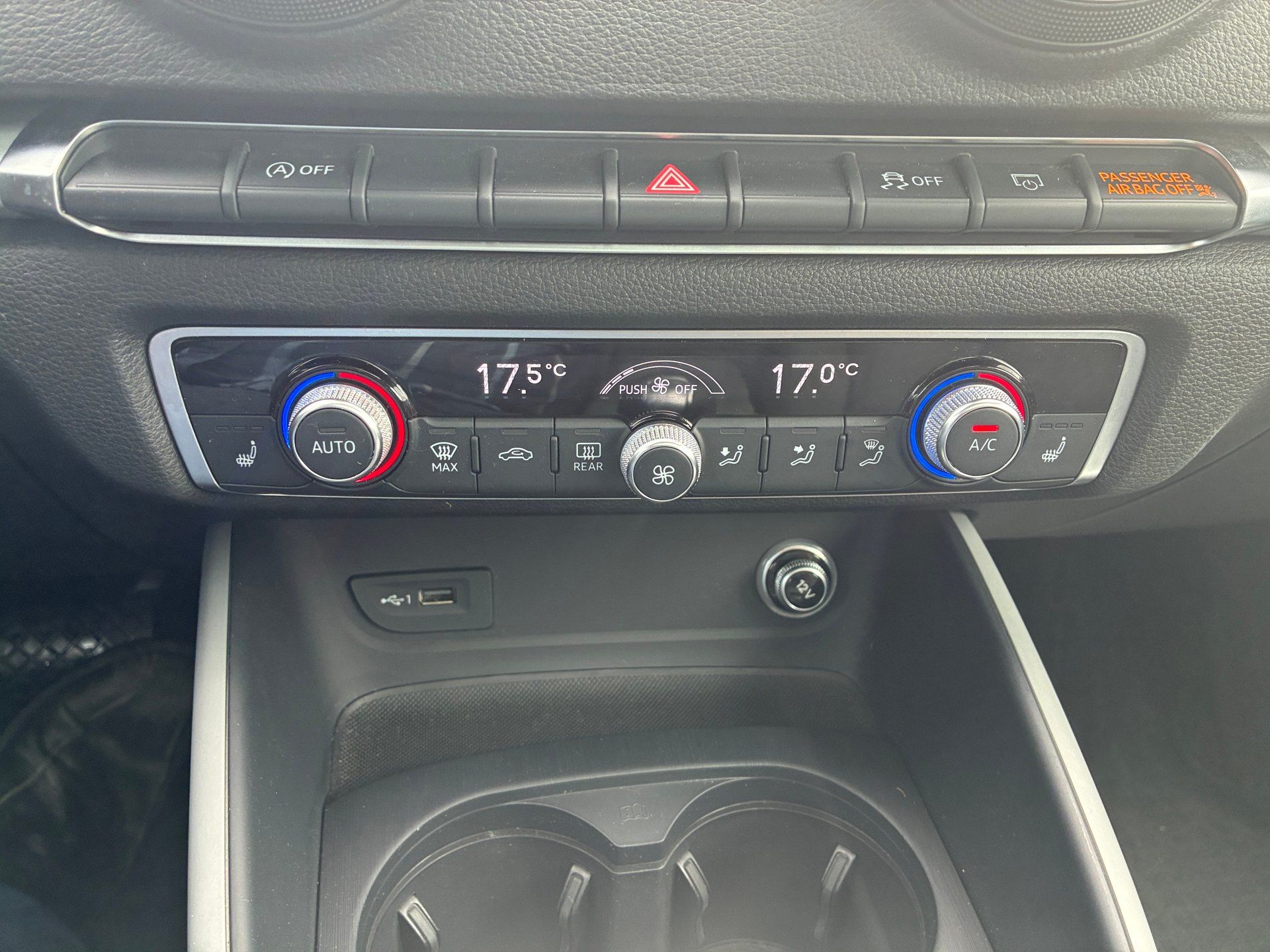 Audi A3 2019 - Thumbnail 19
