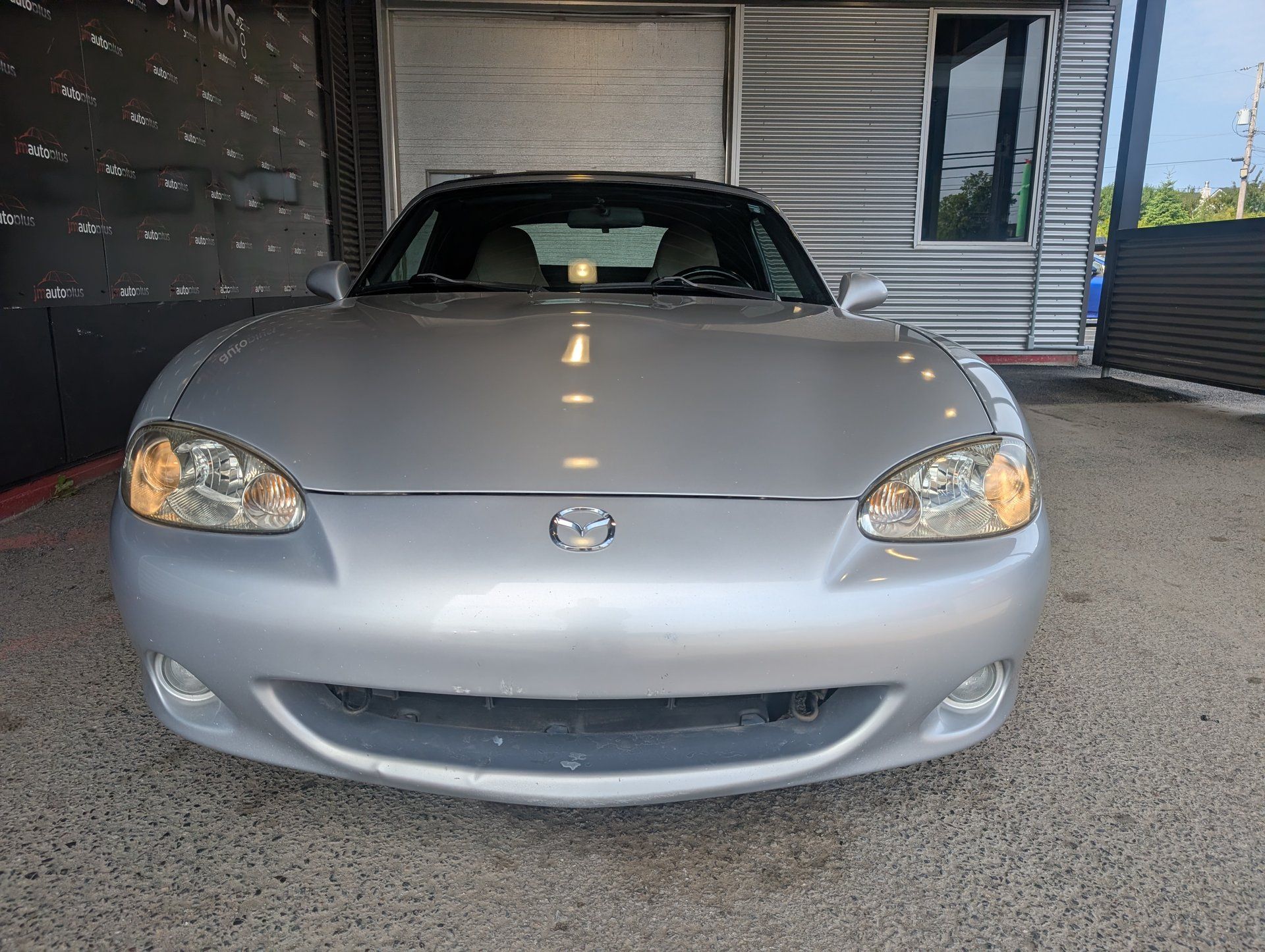 Mazda MX-5 Miata 2002 - Thumbnail 3