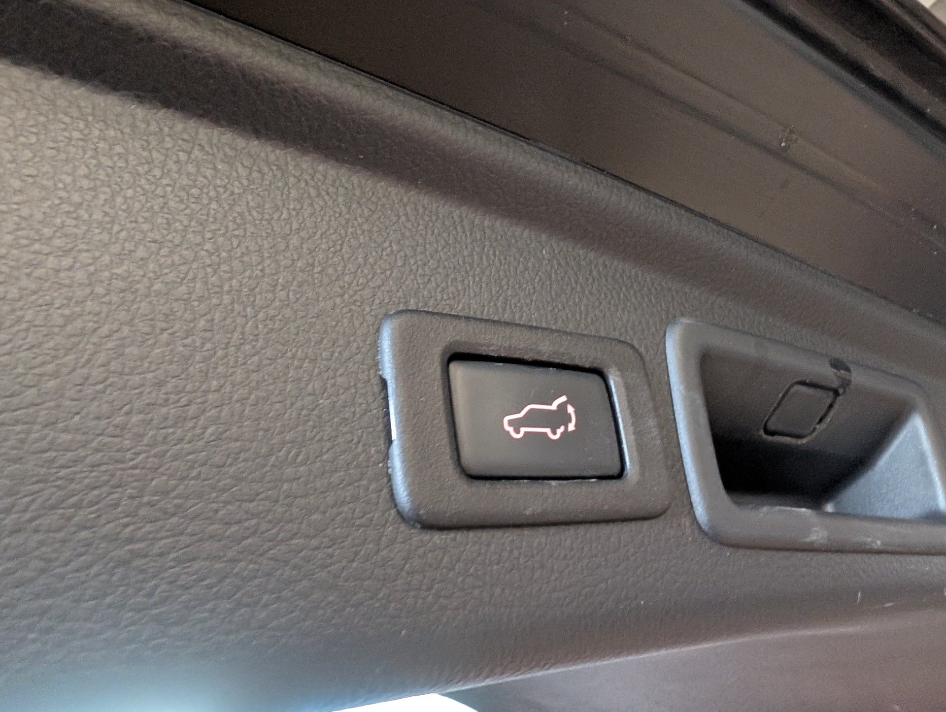 Subaru Forester 2018 - Thumbnail 32