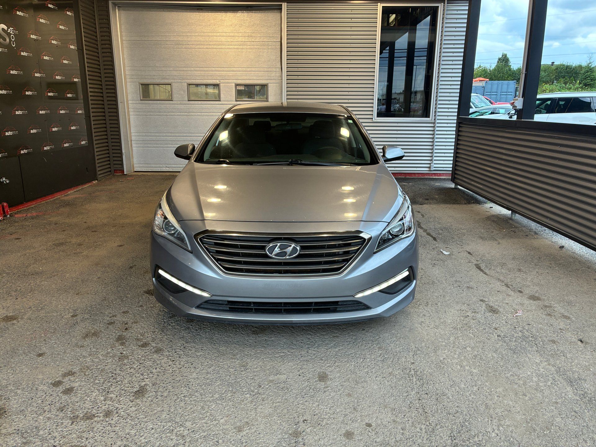 Hyundai Sonata 2016 - Thumbnail 2