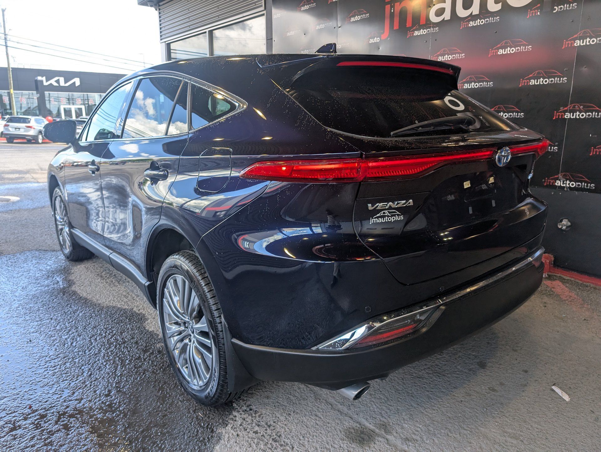 Toyota Venza 2024 - Thumbnail 11