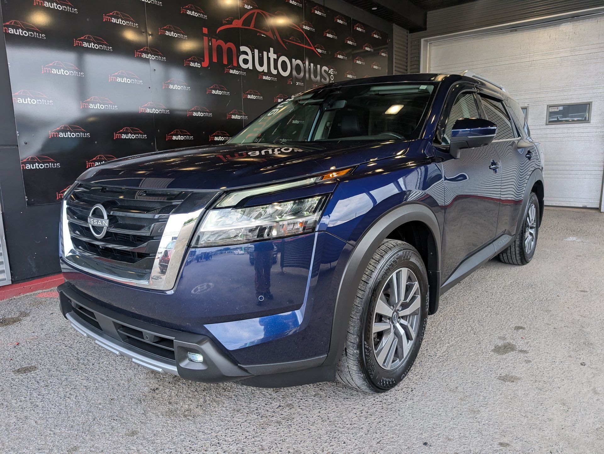 Nissan Pathfinder 2024 - Thumbnail 1