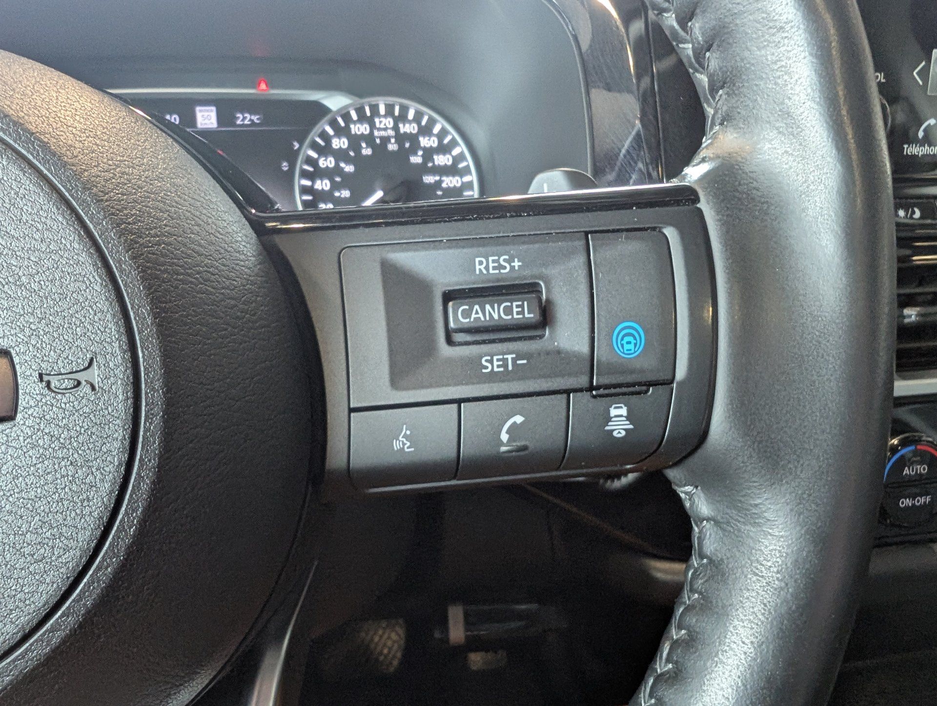 Nissan Pathfinder 2024 - Thumbnail 21