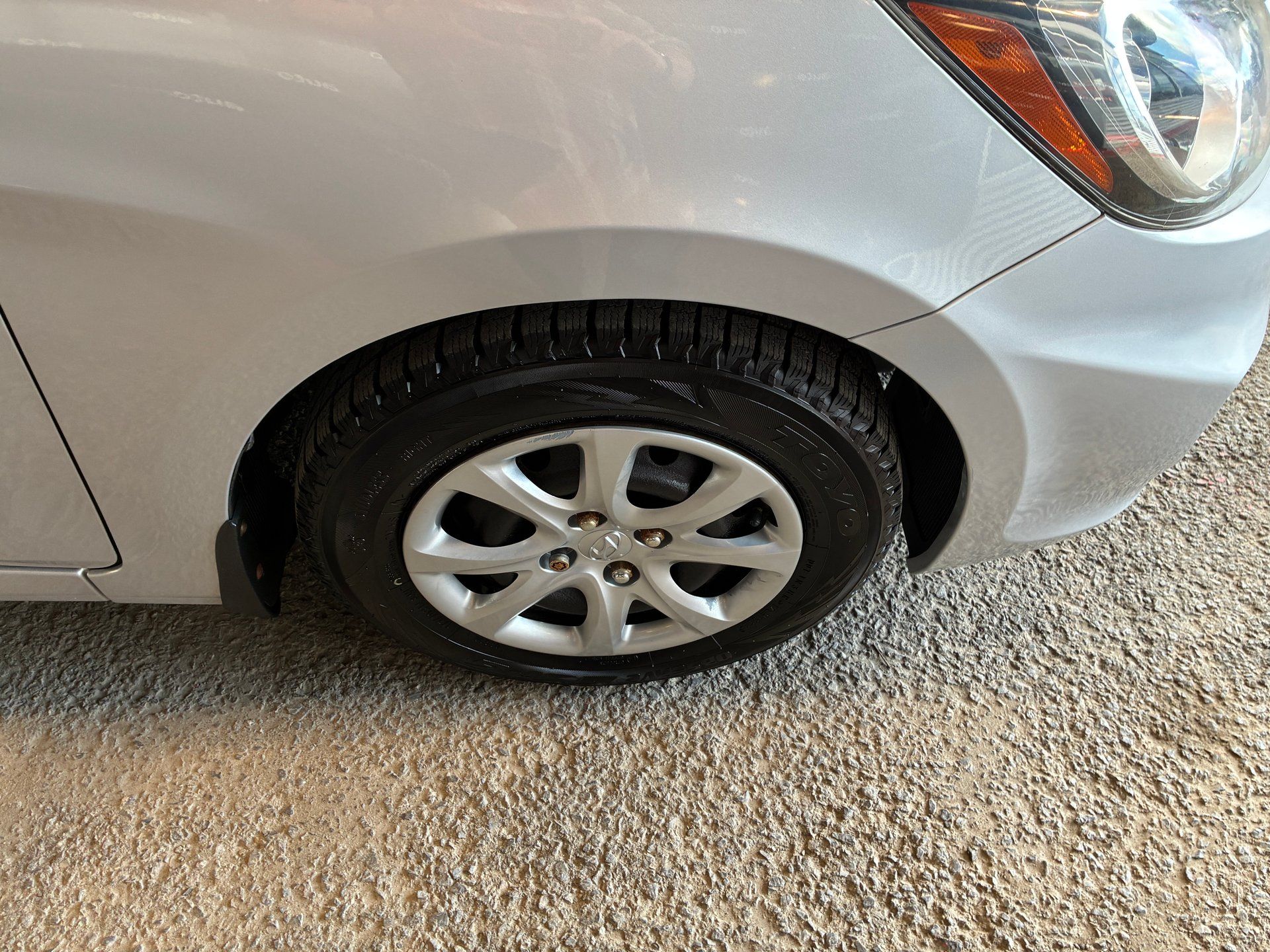 Hyundai Accent 2014 - Thumbnail 6