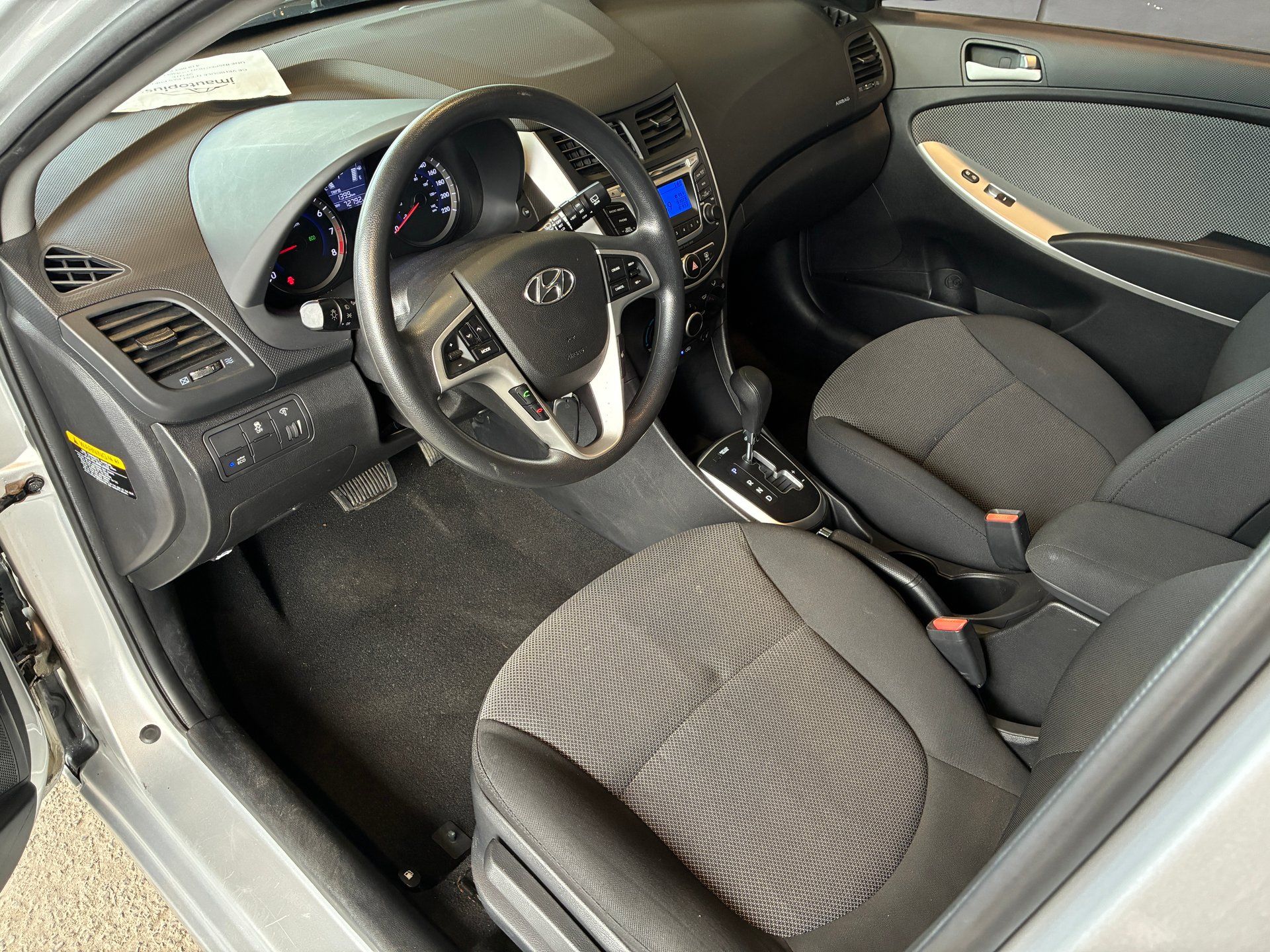 Hyundai Accent 2014 - Thumbnail 7