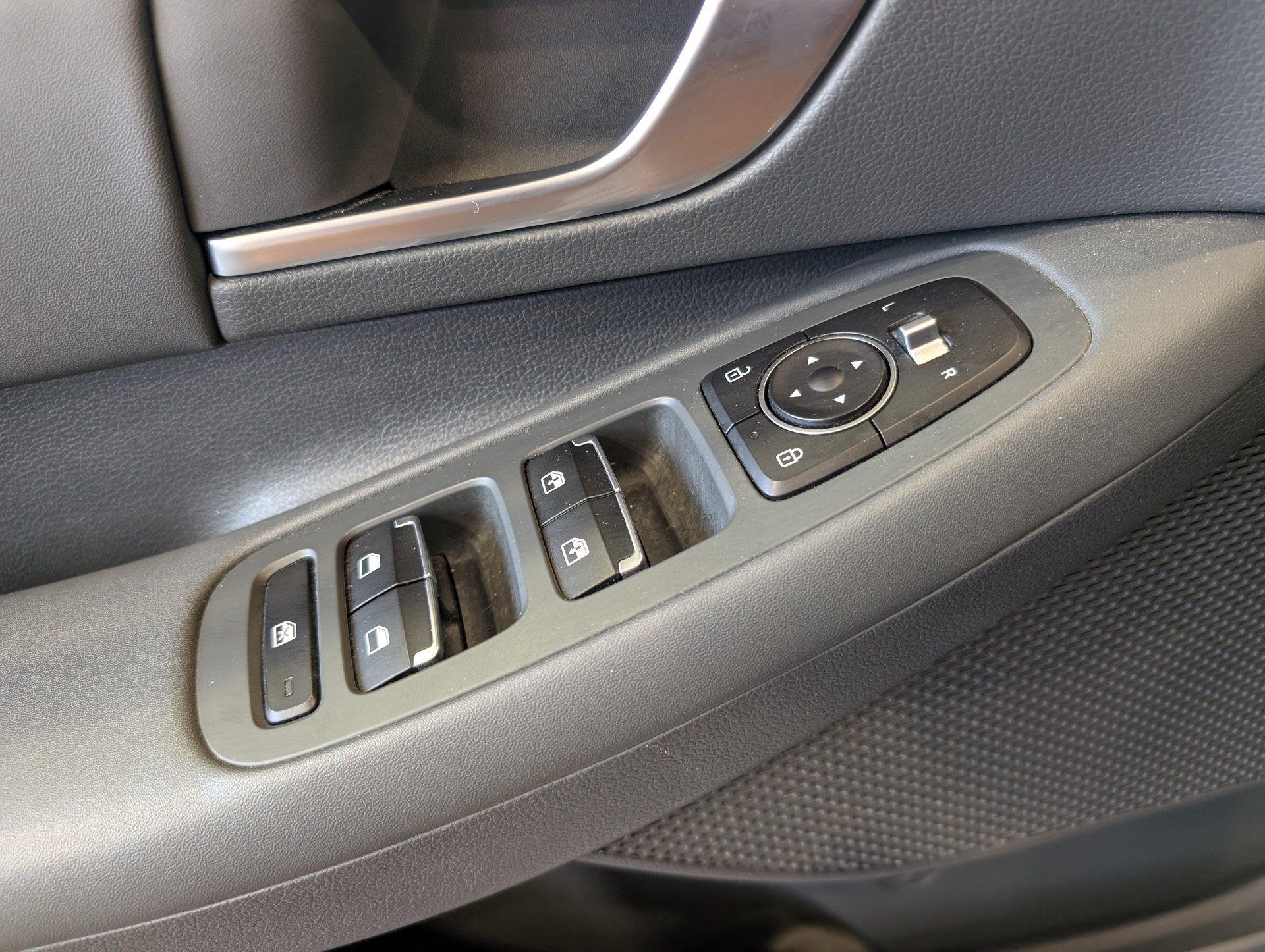 Hyundai Sonata 2021 - Thumbnail 18